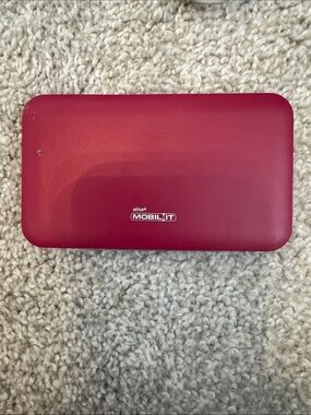 Ativa Pink Portable Multiport USB Device